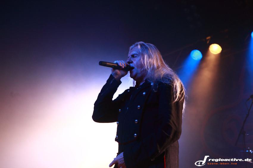Saxon (live in Köln, 2014)